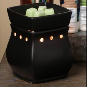 Classic Satin Black Scentsy Warmer